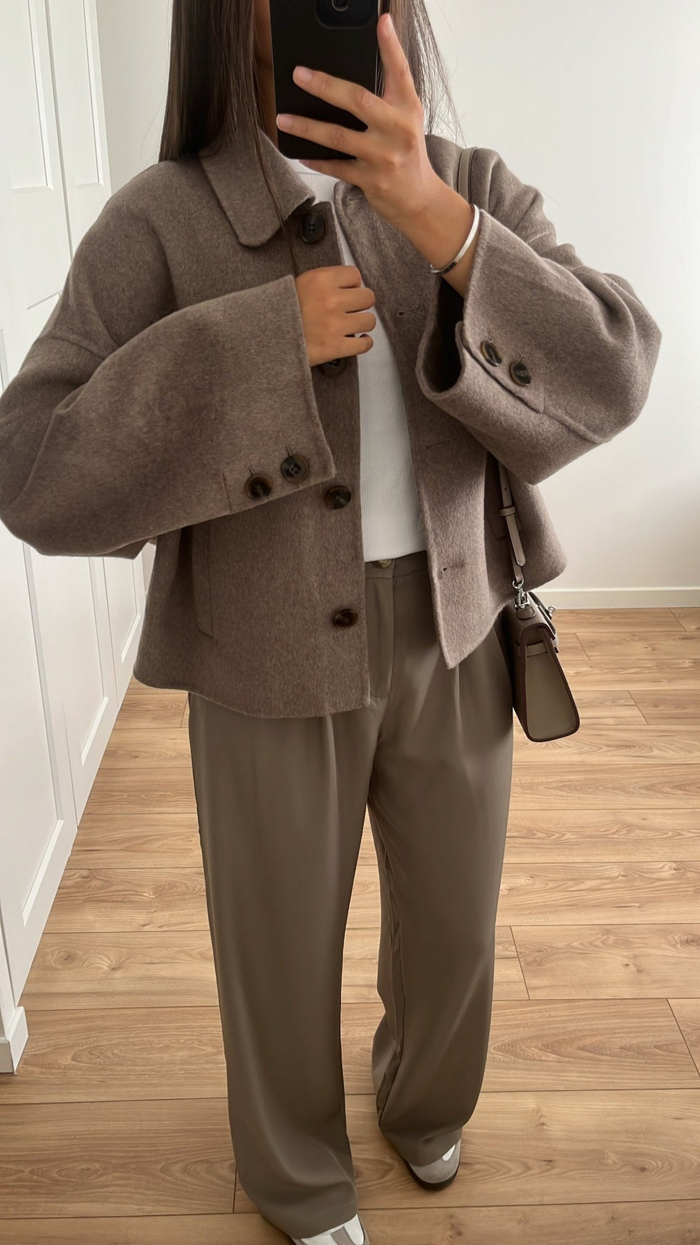 Elegant Wool Cropped Jacket